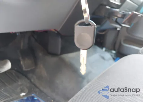 2004 Ford F-150 Stx/Xl/Xlt z USA, uszkodzony, nr VIN 1FTRX12W24NC08853